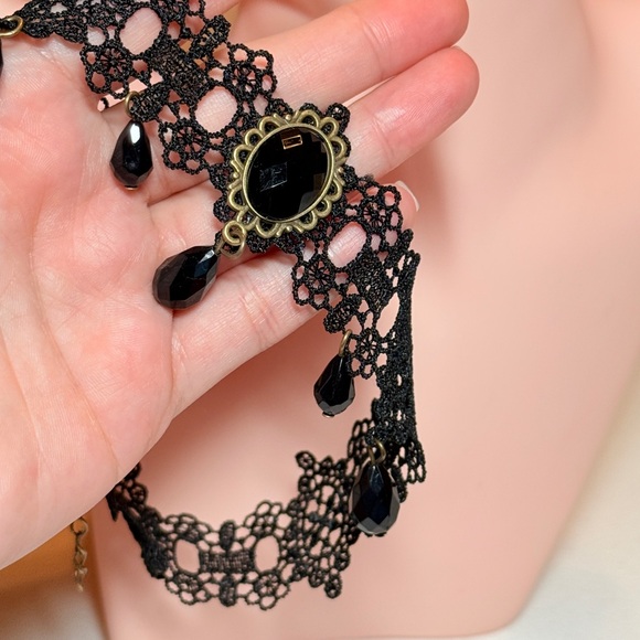 ⚜️ Vamp Black Lace Choker Necklace - Picture 5 of 12